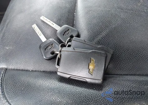 2017 Chevrolet Suburban Lt from USA, damaged, VIN 1GNSKHKC3HR326947